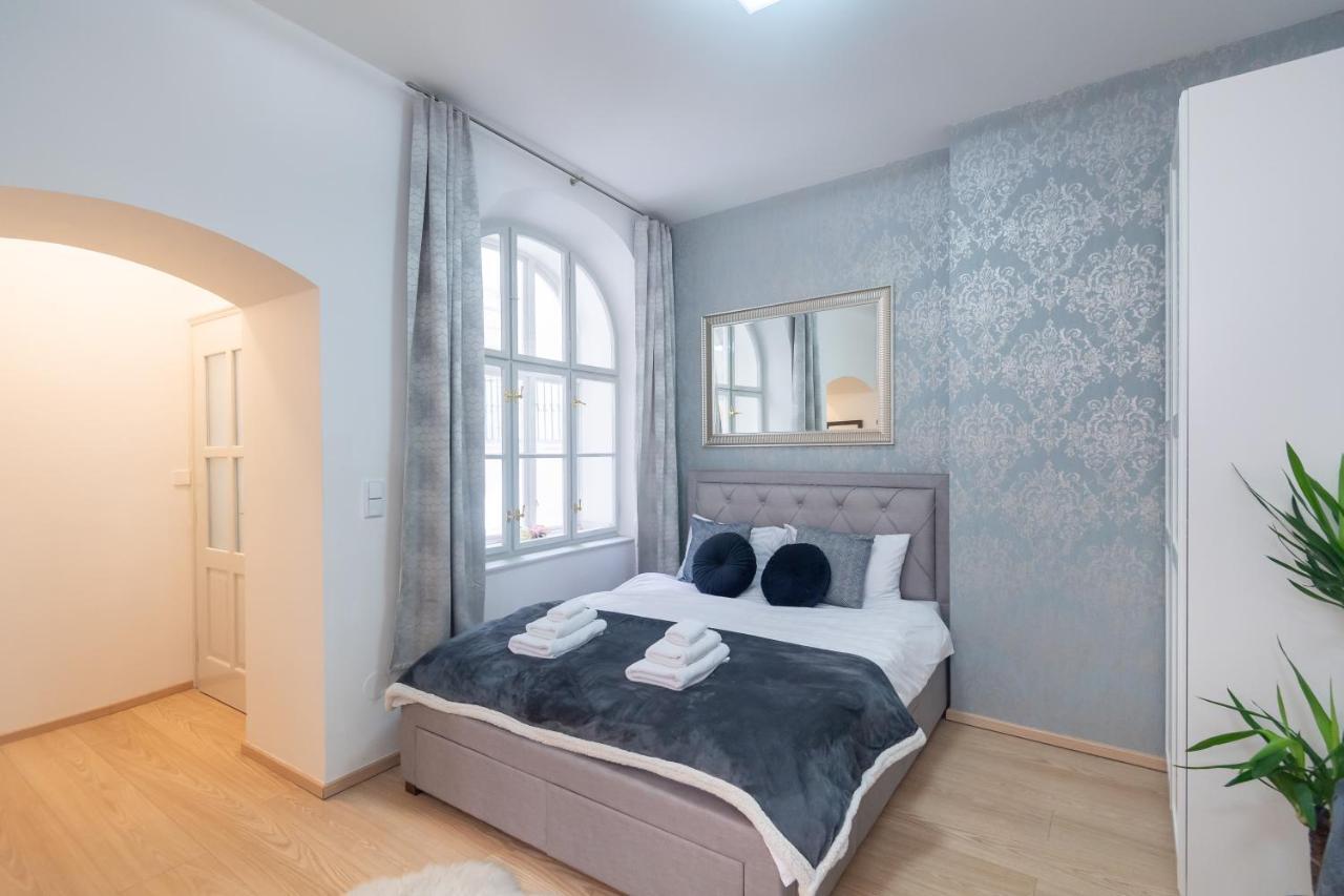 Quiet Apartment In The Heart Of Old Town Centre Praha Eksteriør bilde