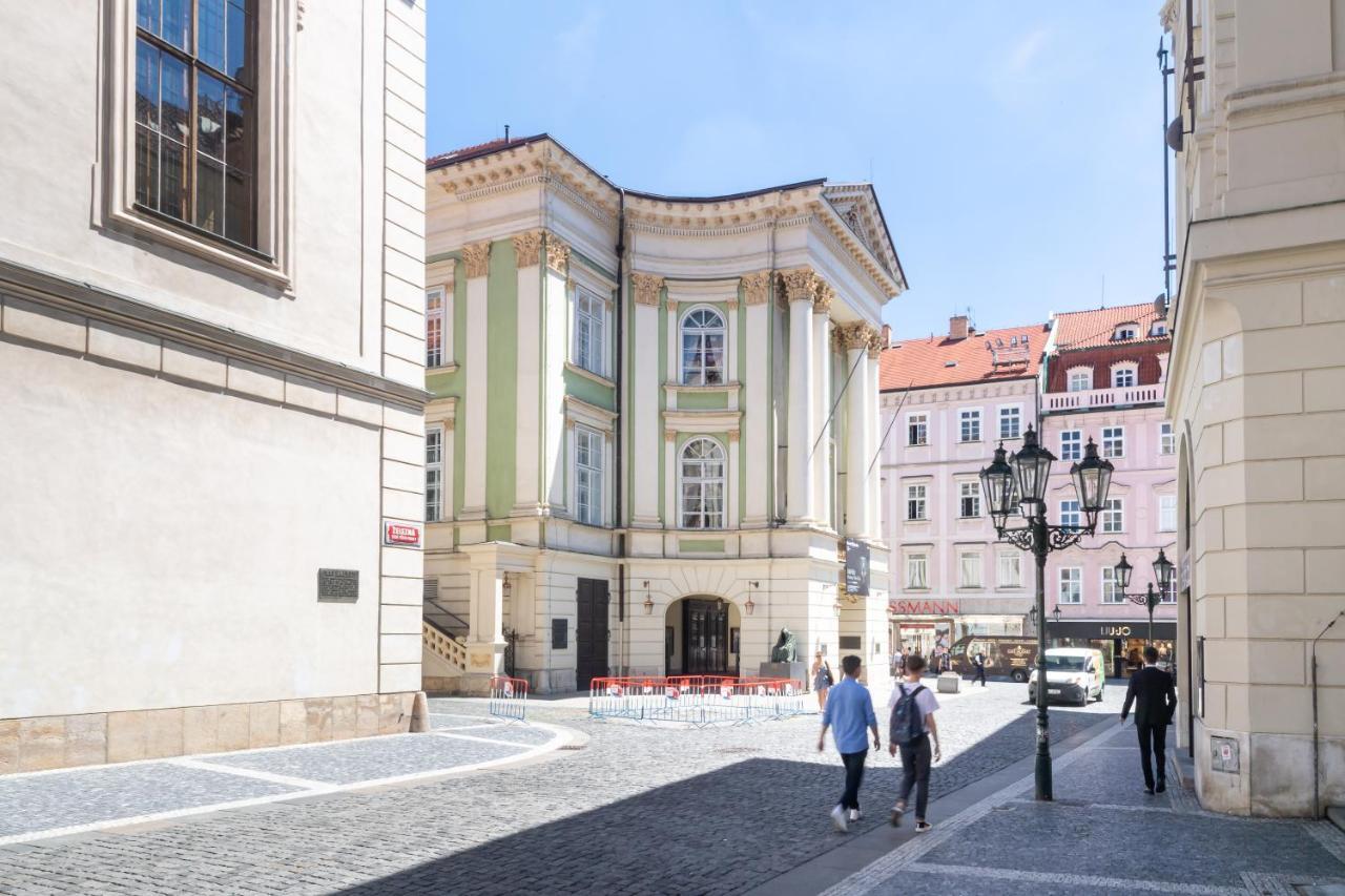 Quiet Apartment In The Heart Of Old Town Centre Praha Eksteriør bilde